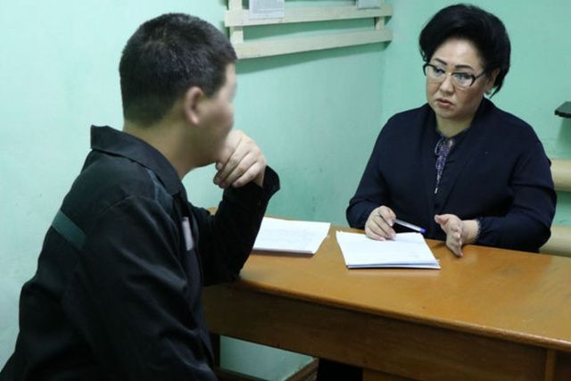 Уполномоченный по правам человека в Якутии посетила колонии в Якутске и Мохсоголлохе