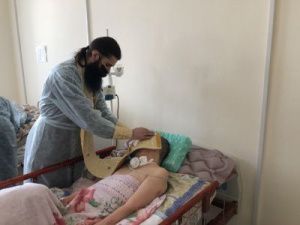 В Якутии православная служба помощи «Милосердие 14» продолжает окормлять хоспис