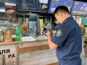 В Якутске возбуждено уголовное дело после массового отравления шаурмой