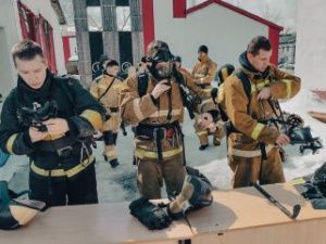 В Алдане определили «Лучший расчёт газодымозащитников»