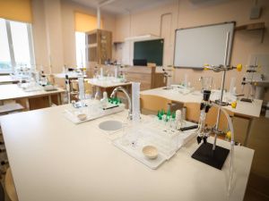 Самая большая сельская школа открылась в Якутии