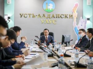 Глава Якутии проверил готовность Усть-Алданского района к VIII Спортивным играм народов республики