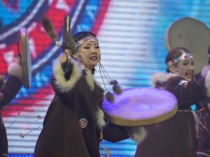 «Гулун» собрал друзей