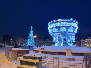 Первая в России и лучшая в мире! О главной ёлке Якутска расскажет Первый канал