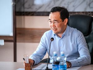 В Нюрбе прошло большое совещание о ходе кормозаготовительной компании в республике