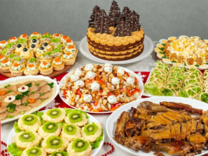 Вкусное и безопасное новогоднее меню строится на принципах здорового питания