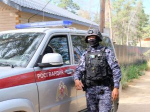 В Якутске 46-летний мужчина сначала обворовал магазин, а потом хулиганил в кинотеатре