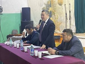 В Намском районе проходит отчет Правительства Якутии