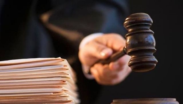 В Якутии и.о. директора школы фиктивно устраивала на работу своих знакомых