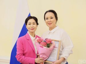 Сотрудники ЗАГСа в Якутии отметили профессиональный праздник