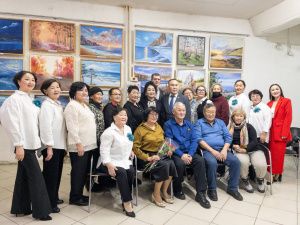 В Якутске открылась выставка художника Игоря Константинова