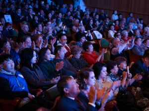 Айсен Николаев поздравил с 391-летием со дня основания города Якутска