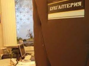 В Якутске из кабинета бухгалтера украли деньги