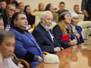 В Якутии хранителям традиционной культуры вручены стипендии главы республики