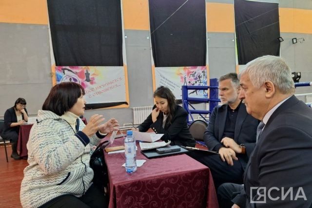 Отчет правительства в Нерюнгринском районе начался с решенных вопросов жителей Чульмана