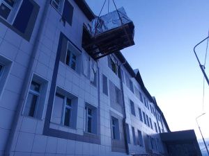 В селе Хонуу Момского района Якутии возводят современную больницу с поликлиникой