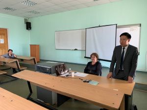 Представители АО «АК «ЖДЯ» провели встречу с ДВГУПС