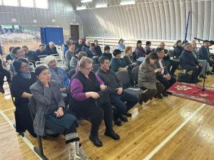 Жители села Едей Хангаласского района положительно оценили отчет правительства