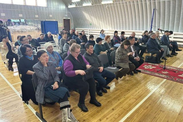 Жители села Едей Хангаласского района положительно оценили отчет правительства