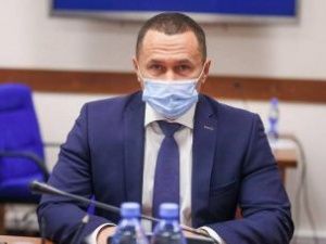 Айсен Николаев представил членам кабмина Дмитрия Бердникова