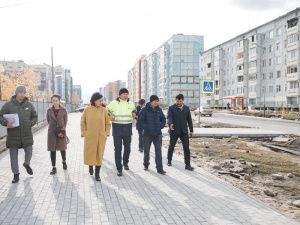 Глава Якутска Сардана Авксентьева проинспектировала ход дорожных работ