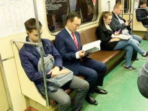 Глава Якутии рассказал, почему решил воспользоваться московским метро