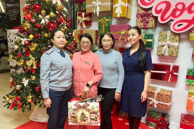 Сотрудниками уголовно-исполнительной инспекции УФСИН организован сбор помощи детям, проходящим лечение в онкологическом отделении в Якутске