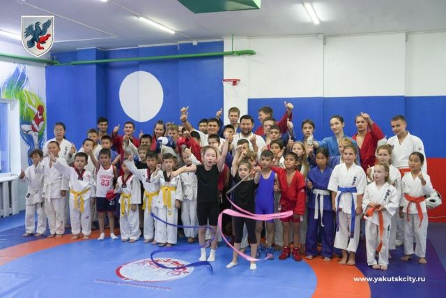 Евгений Григорьев встретился с юными воспитанниками спортивного клуба «Центр единоборств»