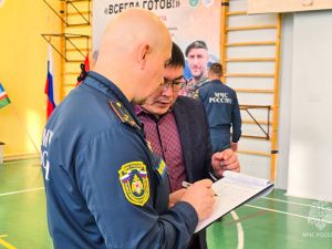 «Всегда готов!»: в Мирном прошла пожарная эстафета школьников