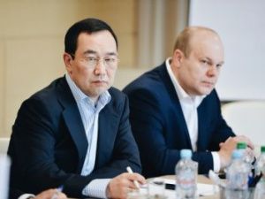 Айсен Николаев принял участие в стратегической сессии 