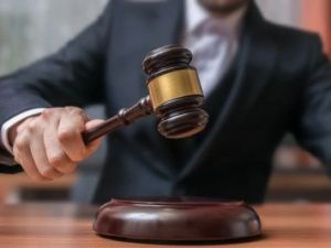 С молотка уходят акции Алмазэргиэнбанка на сумму более 8,2 млн рублей