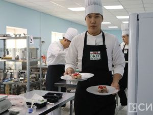 Конкурс среди студентов-поваров прошел на фестивале «Вкус Якутии»