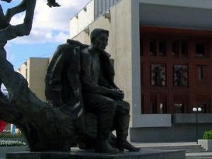 Коллектив Театра оперы и балета массово заразился ковидом?