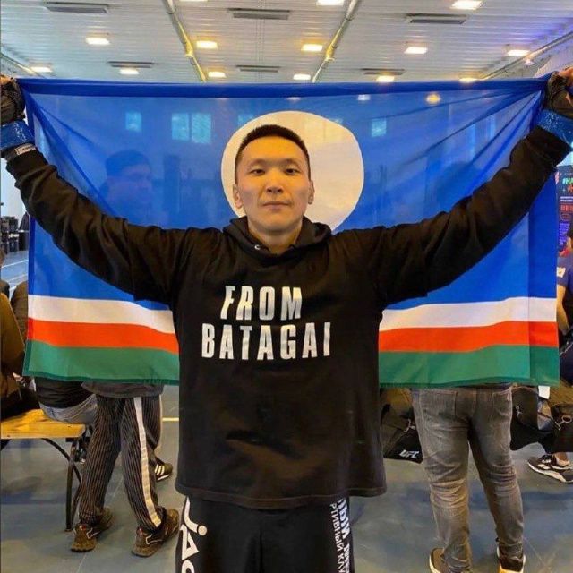 Якутский боец выиграл турнир "Колизей: Битва чемпионов"