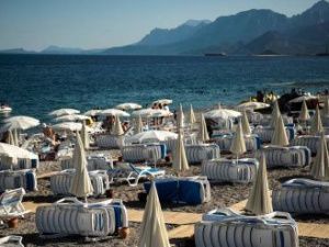 Туроператоры оценили объем проданных путевок в Турцию