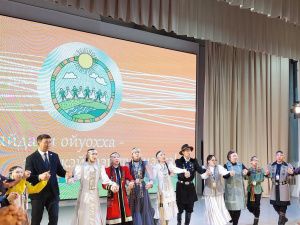 Лучших запевал осуохая среди детей определили в Якутии
