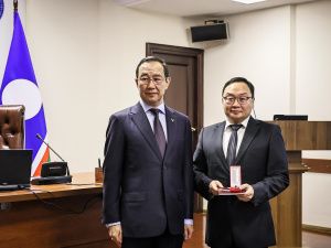 Состоялось первое заседание Правительства Якутии в новом составе