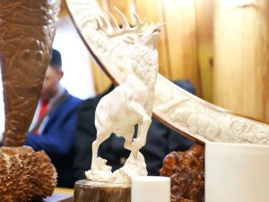 В Якутии учредят стипендии народным мастерам