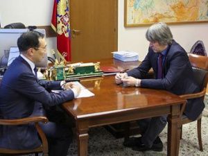 Айсен Николаев провел рабочую встречу с руководителем Федерального агентства по недропользованию