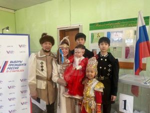 Альбина Черепанова: «Быть в национальном костюме на выборах становится очень модным»