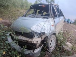 Машина всмятку: Страшная авария отняла жизни у двух человек