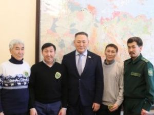 Впервые якутские охотпользователи получили удостоверения 