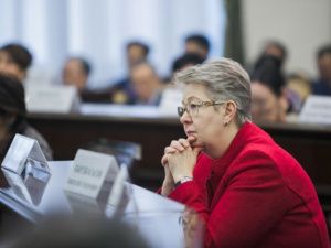 В Якутске приняли итоговый отчет Окружной администрации за 2018 год