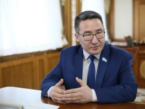 Спикер "Ил Тумэн" Петр Гоголев покидает свой пост