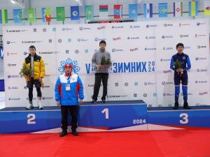 Шорт-трекисты Якутска вышли в абсолютные лидеры зимней спартакиады