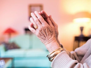 В Якутии проживают 17 долгожителей старше ста лет