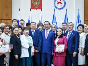36 лучших педагогов-наставников получат премию Главы Якутии ко Дню Учителя
