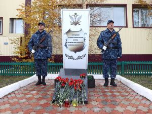 Личный состав и ветераны УФСИН почтили память сотрудников, погибших при выполнении служебных обязанностей