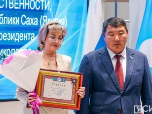 Собрание общественности провели в Якутии в память о первом президенте республики