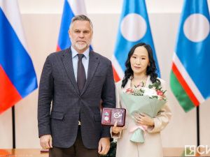 Матерям Якутии вручили госнаграды с денежным вознаграждением до одного миллиона рублей